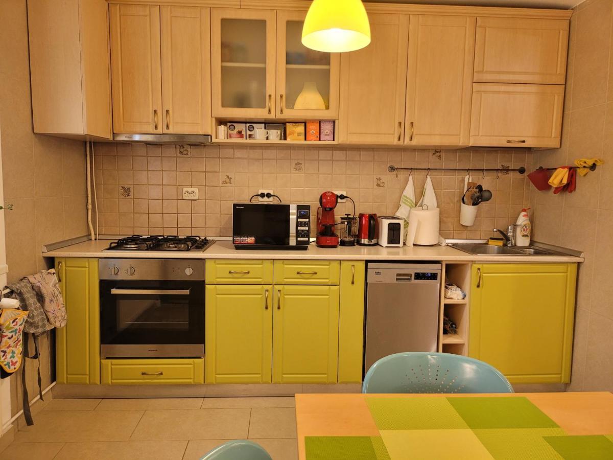 Family Friendly With Kids Room, Quiet And Peaceful Bukares Bagian luar foto